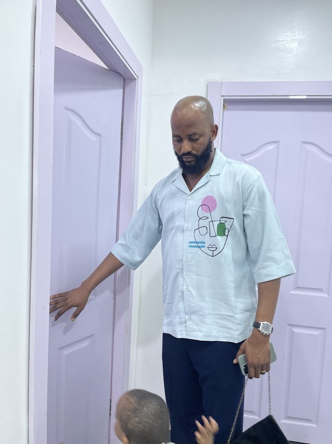 Men’s Vintage Two-Piece Outfit – Light Blue Shirt with Abstract Face Design & Dark blue Pant